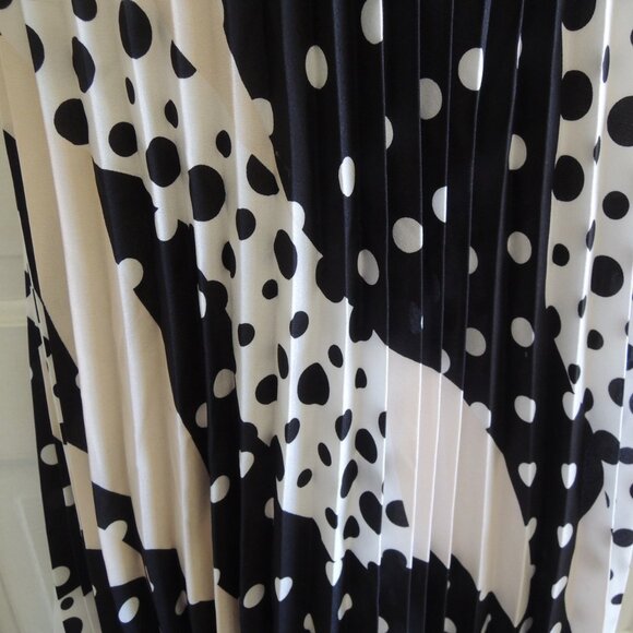 Tahari Black & White Pleated Polka Dot Skirt S - Picture 5 of 8